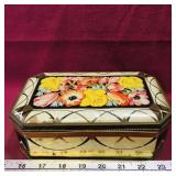 Peek, Frean & Co. Biscuit Tin (Vintage)