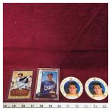 Lot Of 2 MLB Baseball Cards & 2 MLB Bread Tabs