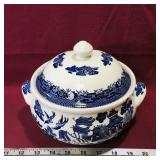 Blue Willow Soup Tureen (Vintage)
