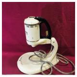 General Electric Mixer (Vintage)
