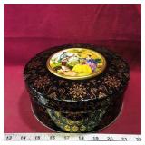 Tin Biscuit Container (Vintage)