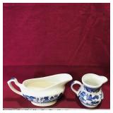 Churchill Fine English Gravy Boat & Creamer