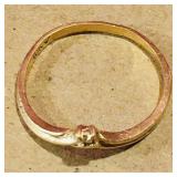 10K Gold Ladies Ring (Vintage) (Size 6)