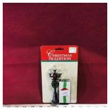 Christmas Tradition Street Lamp Light Ornament