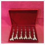 Set Of Reindeer Butter Knives & Case (Vintage)