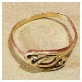 10K Gold Ladies Ring (Vintage) (Size 5 1/2)