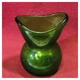 Small Green Glass Eye Wash Cup (Antique)