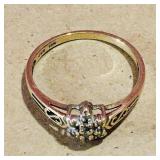 10K Gold Snowflake Cluster Ring (Size 6)