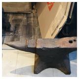 Iron Blacksmith Anvil (Antique)