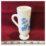 Milk Glass Flower Vase (Vintage)