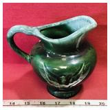 Hull Pottery Pitcher (Vintage) (5 1/2' Tall)
