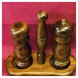 Wooden Spice Shakers & Holder (Vintage)
