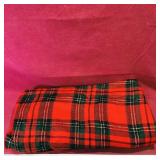 Round Tablecloth (Vintage) (66' Diameter)