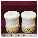 Pair Of Pottery Salt & Pepper Shakers (Vintage)