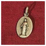 Small Necklace Pendant (Vintage)