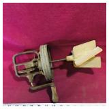 Wool Spinner Machine Part (Antique)