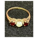 10K Gold Ring with Stones (1.9 Grams) (Size 7 1/2)