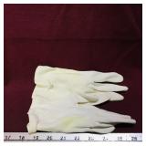 Pair Of Vintage Ladies Gloves