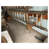 24ï¿½ Wooden/Aluminum Rung Extension Ladder