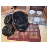 3 Roasters - Assorted Sizes, Gal Glass Jars