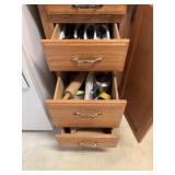 Contents 3 Drawers - Kitchen Uensils, Silverware,