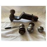 2ï¿½ Receiver Hitch w/Assorted Ball Hitches - 2ï¿½/1