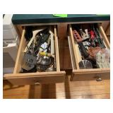 Utensils - Contents of 2 Drawers