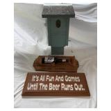 Birdhouse, Signs