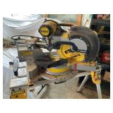 Dewalt 12ï¿½ Compound Miter w/Stand - Tested