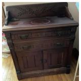 Vintage Vanity Dresser 30x16x28