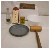 Vintage Country Kitchen Items Lot