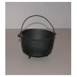 Cast Iron Bean Pot Small Footed 4.5" X 3" Tall