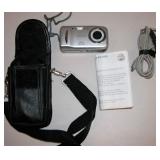 Olympus D 545 Camera w Case