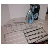 Delonghi Iron & Cloths Hangers