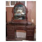 Vintage Vanity Dresser