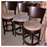New Swivel Bar Stools set of 3 26"