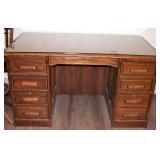 Oak Desk w Glass Protective Top 52"X29"X29"