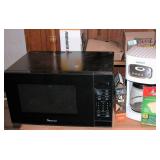 Microwave & Coffee Maker Lot