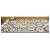 Sabin Crest-O-Gold Dishes 22K Gold Trim 34 Pcs.
