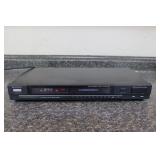 Hitachi FT-57 Quartz AM/FM Stereo Tuner