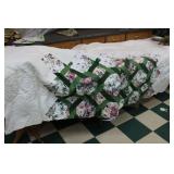 Quilt Like New Condition Looks King Size