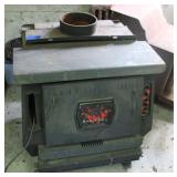Cast Iron Wood Stove w Blower ( Works )