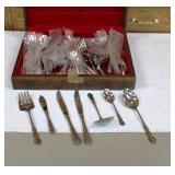 Oneida Herloom Stainless Steel Flatware 60 Pcs.