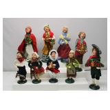 Byersï¿½ Choice Williamsburg Christmas Caroler Lot