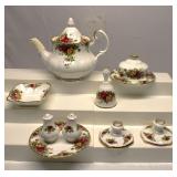 Royal Albert Dishes Lot Old Country Roses