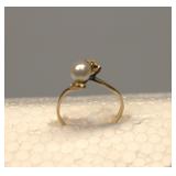 18K Gold Pearl Ring