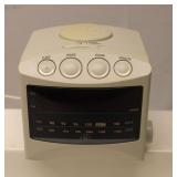 G.E model 7-4806A AM/FM digital alarm clock radio