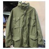 Vintage US Military Cold Weather Jacket size L