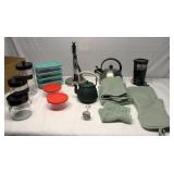 Kitchenware Lot