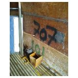 Fence Stretchers, Barbed Wire, Staples, T-Posts